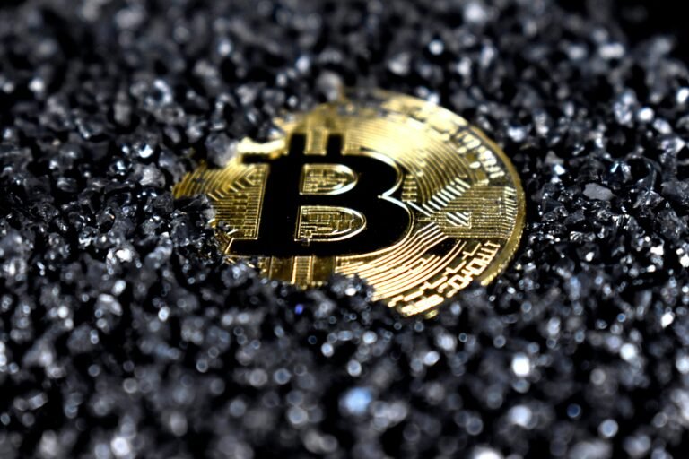 Crypto market analysis for April 3, 2025, by GLHR Investing
