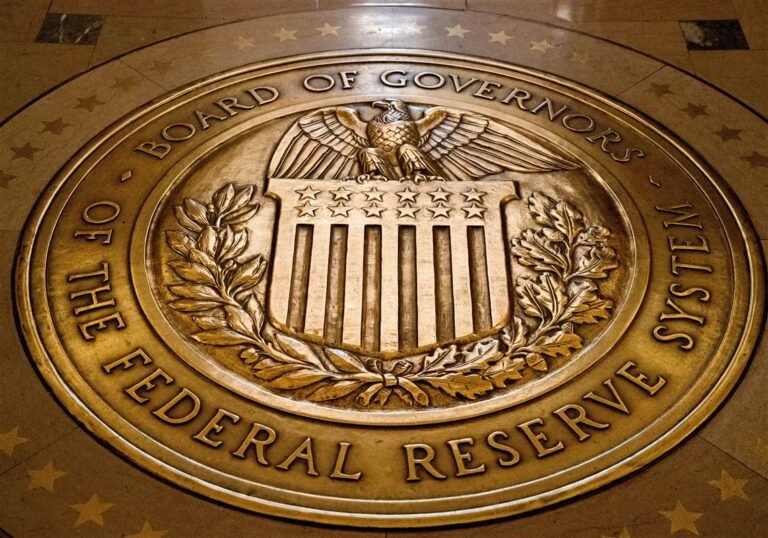 Fed rate cut bull trap illustration