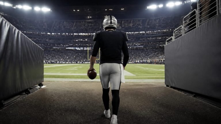 wp-4613-raiders-qb.jpg