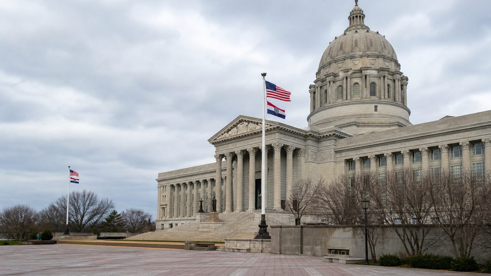 The Missouri State Capitol in Jefferson City at late afternoon