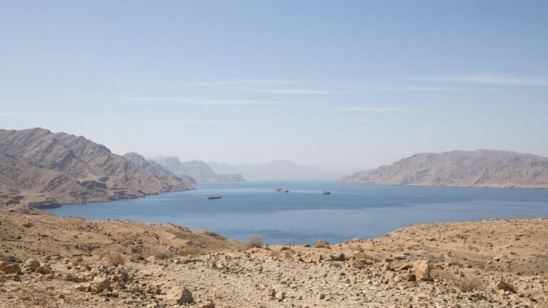 wp-6106-strait.jpg