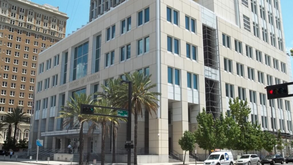 wp-7772-tampa-court.jpg
